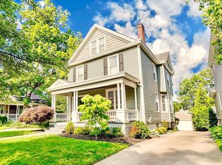3734 Hyde Park Ave, Cincinnati, OH