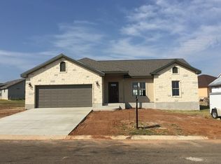 730 Northern Red Oak, Fredericksburg, TX 78624