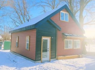 369 Macdonnell St #6, Kingston, ON K7L4C9