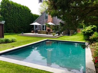 19 Halsey St, Bridgehampton, NY 11932