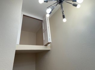 7810 196th St SW APT A1, Edmonds, WA 98026