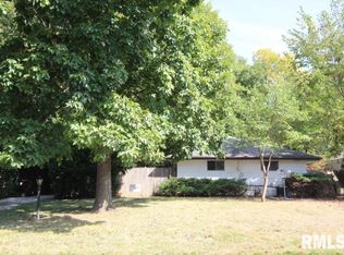 2433 W Huntington Dr, Peoria, IL