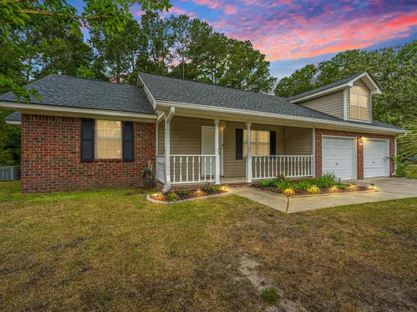 3337 Pinewood Dr, Ladson, SC 29456