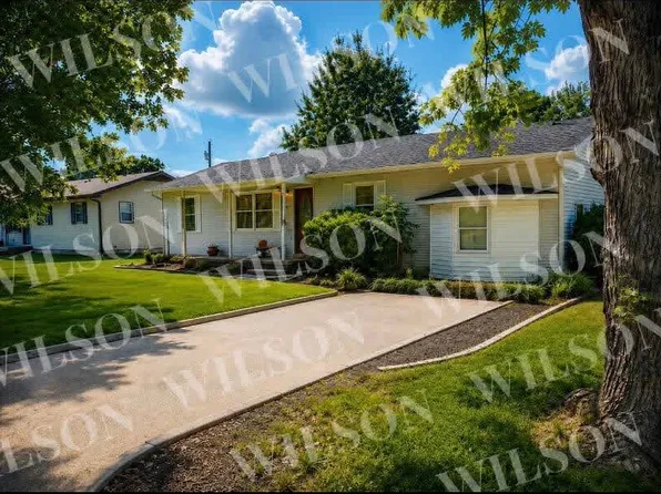 33473 Oak St, Advance, MO 63730