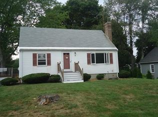 9 Robinson Rd, Woburn, MA 01801