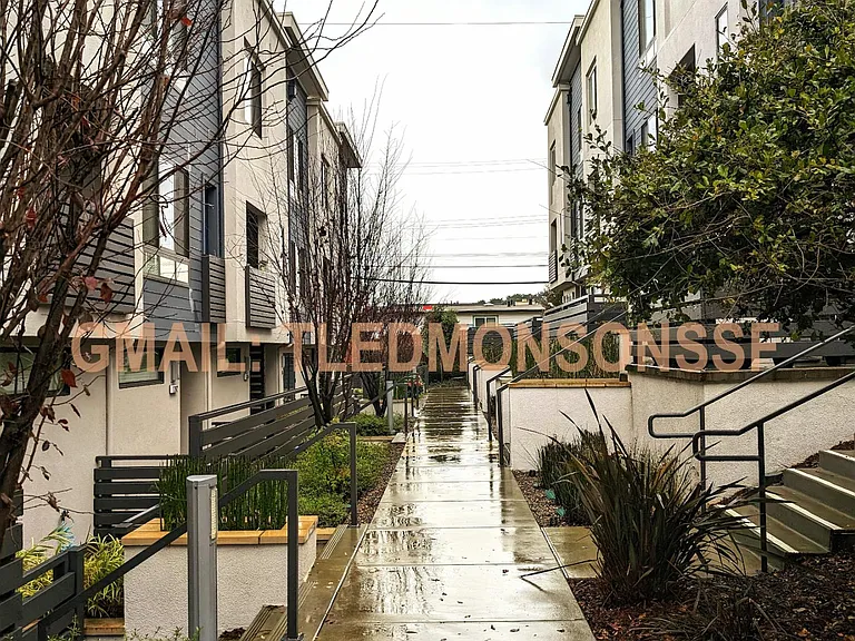Edmonson Way — Photo 1