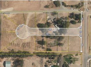 1620 N Locan Ave, Clovis, CA 93619