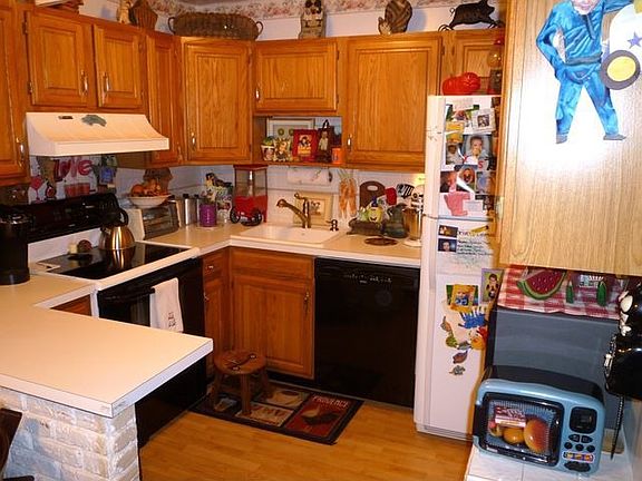 3rd image of 23 Patterson Village Ct #23
