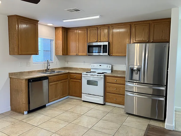236 Fusco Ave — Photo 6