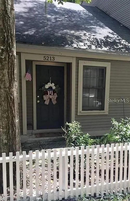 2 bed, 2.0 bath, 992 sqft, $1,700 — Photo 1