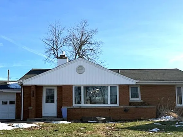 209 S Vermont St, Maquoketa, IA 52060