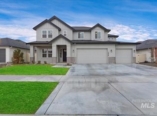 2638 E Scrubpine St, Meridian, ID 83642