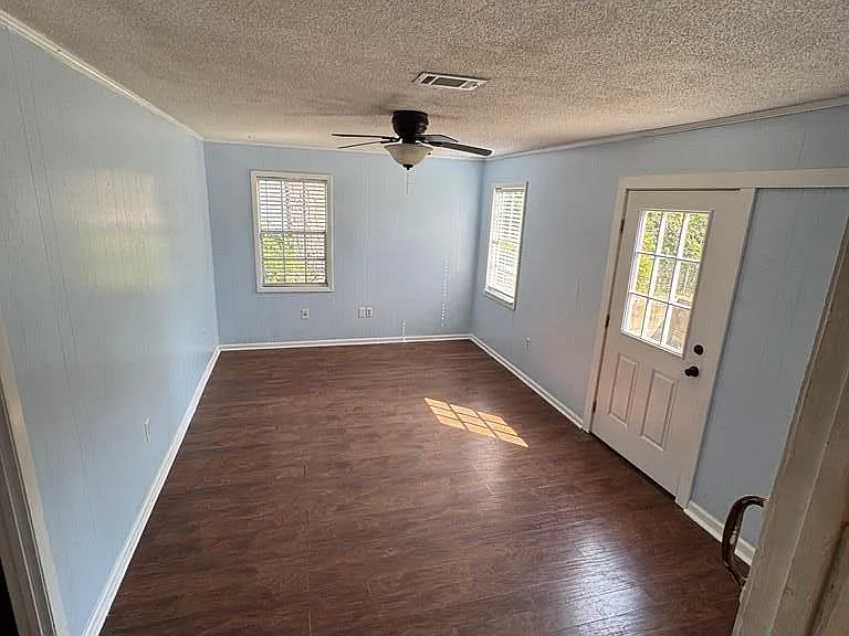 6 Sherwood Dr — Photo 14