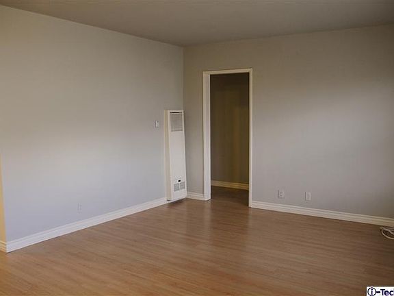2nd image of 419 Florence Ave #B