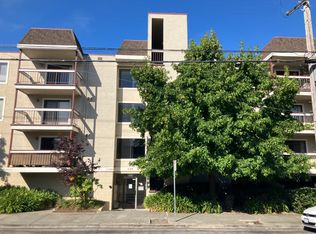 Bayview, Albany, CA 94706