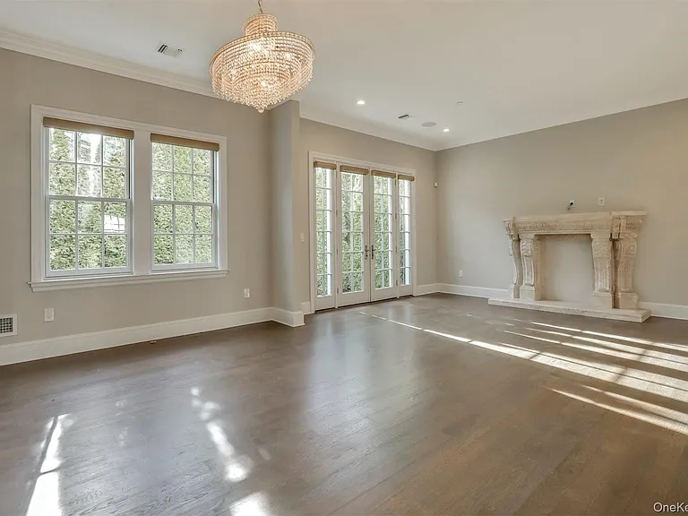 402 Grist Mill Cir — Photo 9