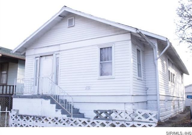 1st image of 2606 Saint Louis Ave