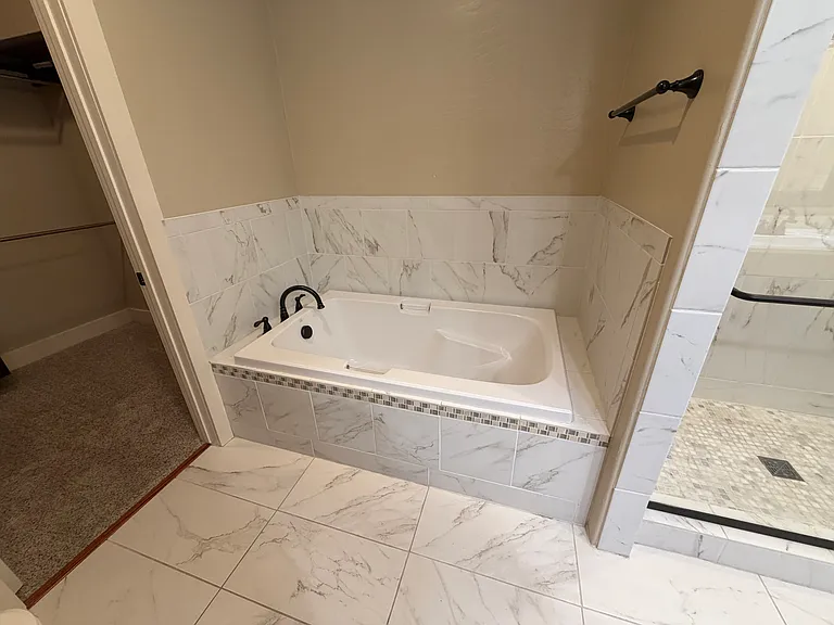 815 Parkway Dr — Photo 14
