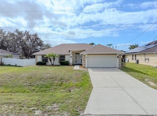 4314 NE 24th Place Cpe, Coral, FL 33909