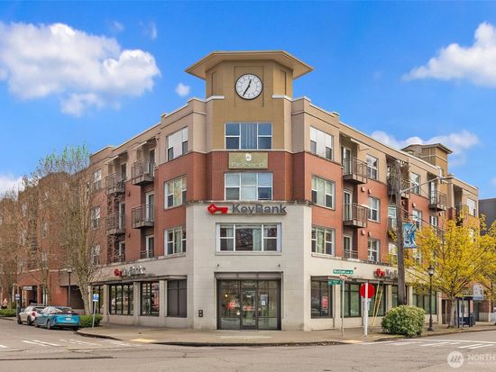413 NE 70th Street #402, Seattle, WA 98115