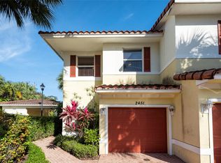 2451 NW 31st Ct, Oakland Park, FL 33309