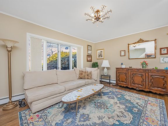 5th image of 3017 Roxbury Road