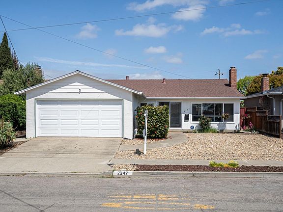 2nd image of 2347 Bennington Ln