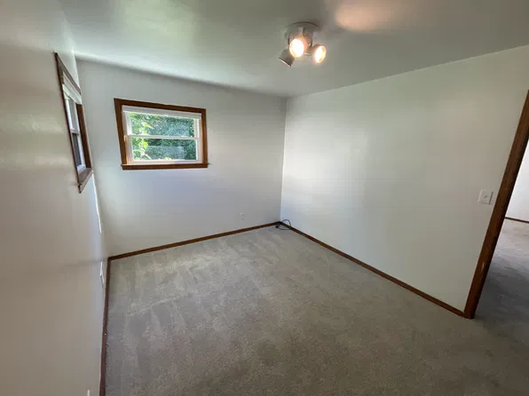 2552 S 96th St #2554, Milwaukee, WI 53227