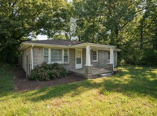 8247 Pinewood Rd, Nunnelly, TN 37137