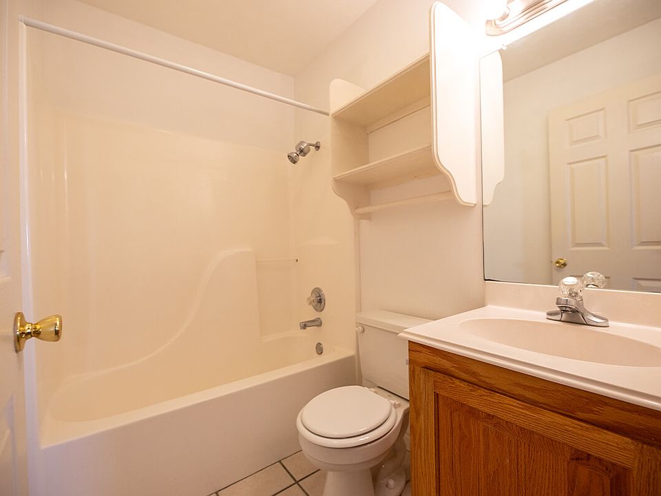 405A-BROUSSARD-BATHROOM2_01092024