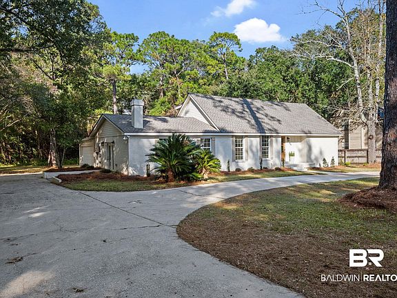 5th image of 805 Gayfer Ave