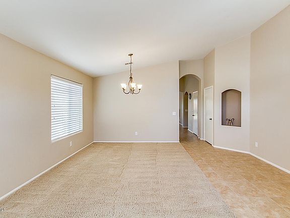 5th image of 42444 W Anne Ln