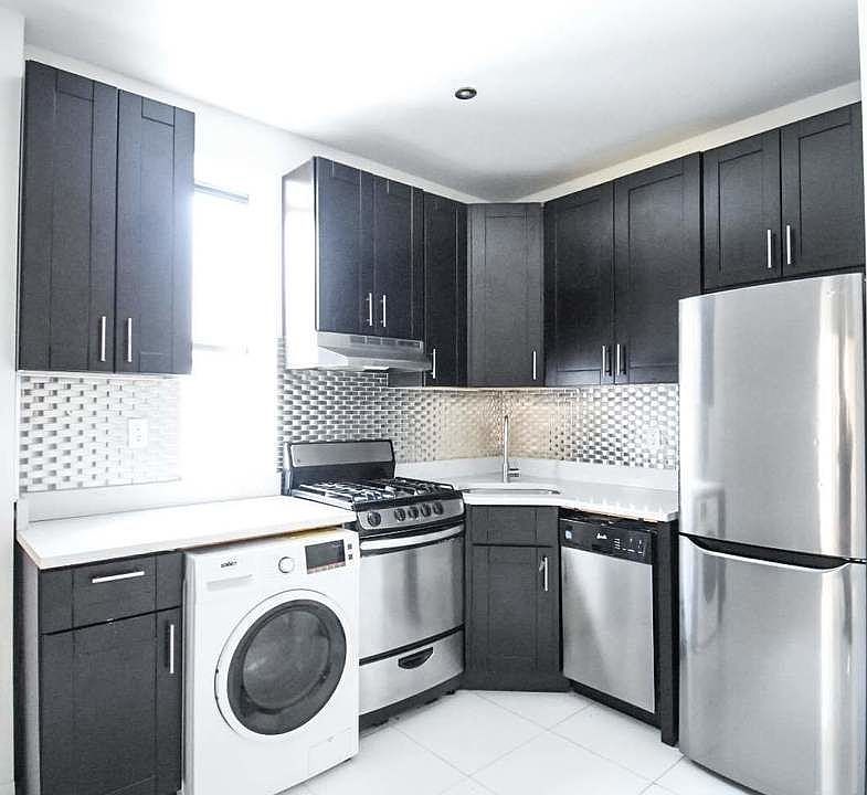 1st image of 9 W 110th St APT 31