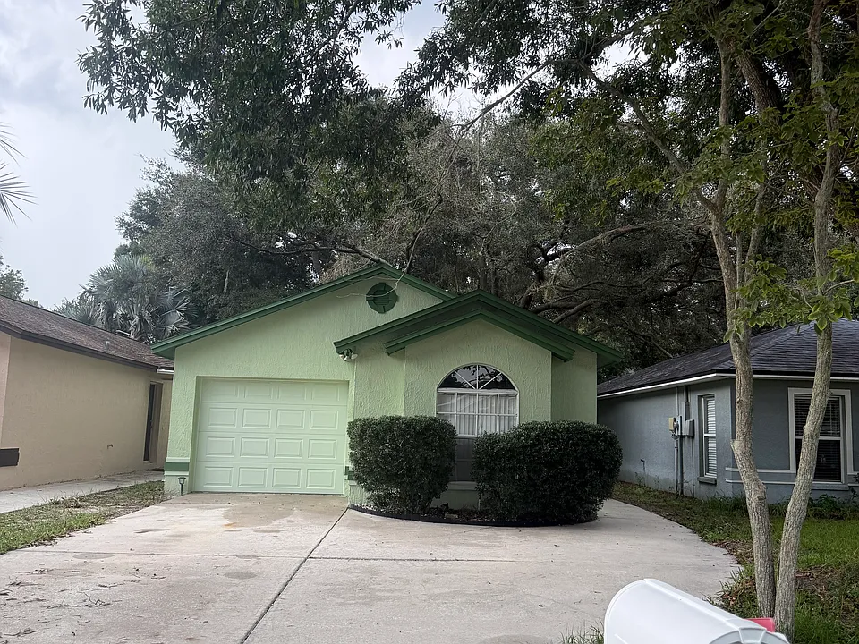 4400 Venice Dr