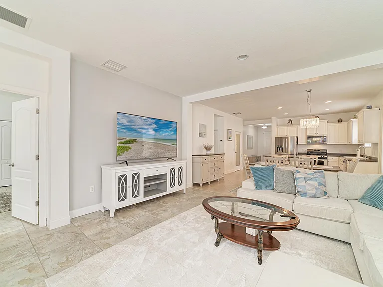 4650 Woodbrook Dr #1 — Photo 37
