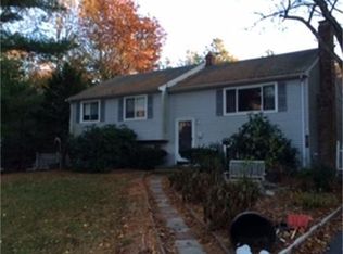 10 Hood Dr, Plymouth, MA 02360