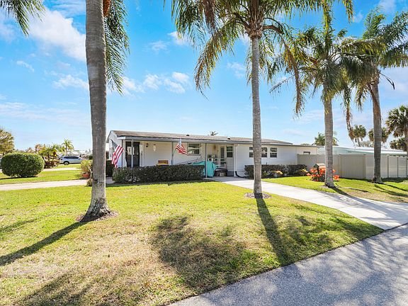 2nd image of 7750 SE Shenandoah Drive