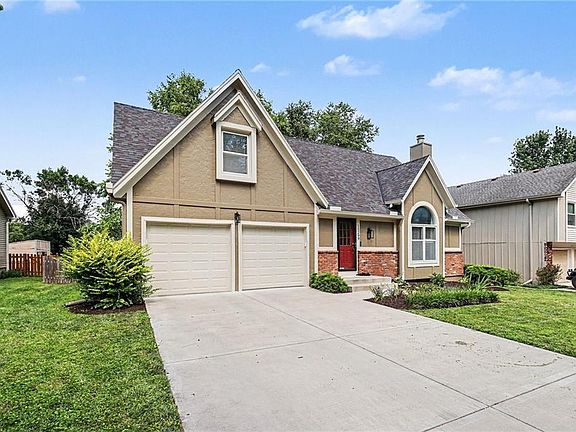 3rd image of 15299 Conser St