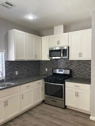 9591 Capiland Rd — Photo 6