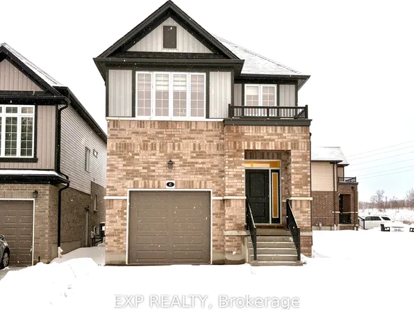 6 Dominique St, Kitchener, ON N2E 0C9