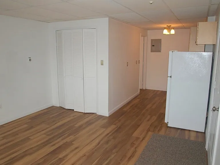 215 Chelmsford St #C — Photo 7