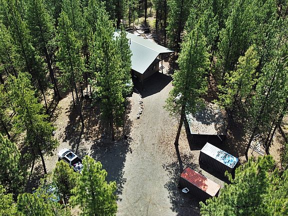 2nd image of 40327 Bear Gulch Rd
