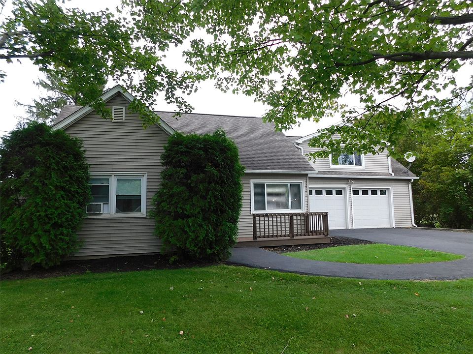 1st image of 823 Conklin Rd