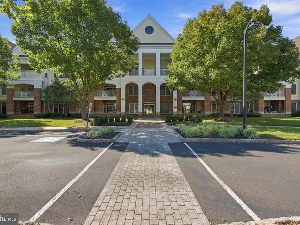 2326 Meridian Blvd #2326, Warrington, PA 18976