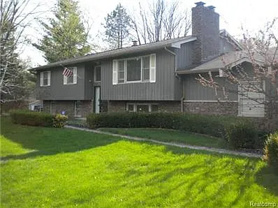 8155 Reese Rd photo 1