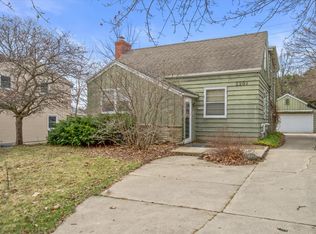 2207 North 119th STREET, Wauwatosa, WI