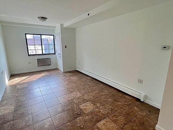5th image of 36-16 Astoria Blvd S #4C