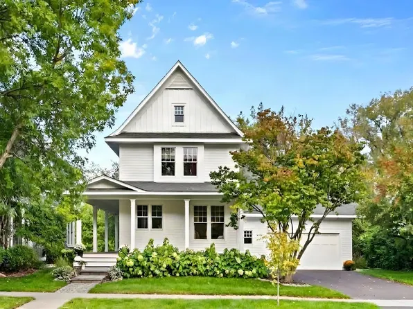 209 Rutherford Rd, Stillwater, MN 55082