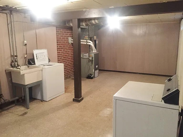 5630 NE Couch St #&-39 — Photo 8
