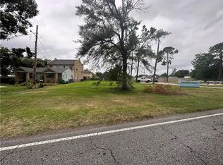 7215 W Judge Perez Dr, Arabi, LA 70032